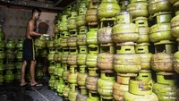 Kementerian Energi dan Sumber Daya Mineral (ESDM) mematok target subsidi sektor energi sebesar Rp 186,9 triliun pada tahun 2024 dimana meningkat 28 persen dibandingkan tahun sebelumnya, dengan rincian Rp 113,3 triliun untuk subsidi BBM dan LPG, serta Rp 73,6 triliun untuk subsidi energi. 