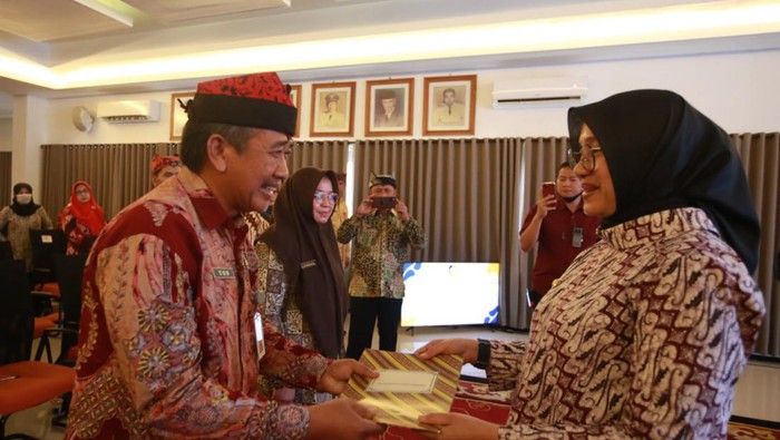 42 Kepala Puskesmas di Banyuwangi terima surat tugas Penyelesaian Stunting