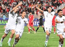 Bingkai Sepekan: Taring Timnas RI di Piala Asia-Salju Hilang di Resor Tetinggi Dunia