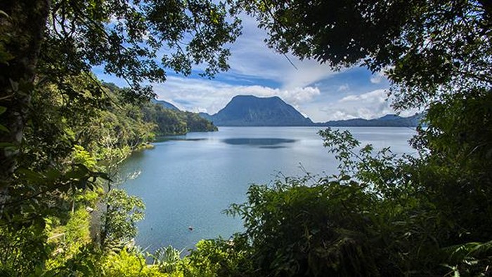 Danau Gunung Tujuh.