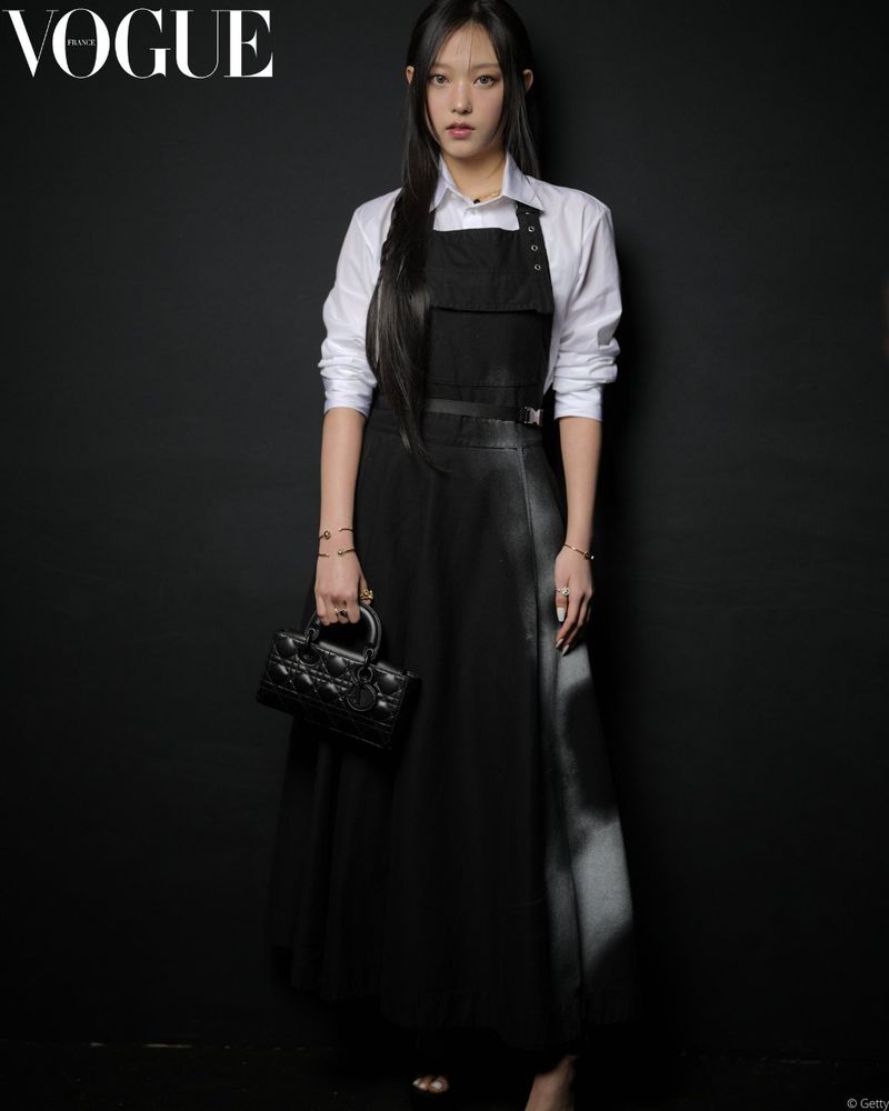 Gaya artis Korea di Paris Fashion Week 2024 Gaya artis Korea di Paris Fashion Week 2024