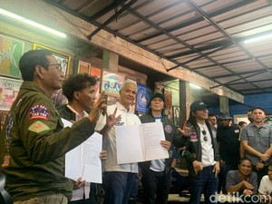 Didukung Slank, Ganjar: Energi Buat Pendukung Makin Semangat