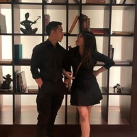 Kenzo diketahui merupakan putra aktor Ari Wibowo dengan mantan istrinya, Inge Anugrah. Sementara Lovely merupakan putri aktris Angel Karamoy dengan mantan suaminya, Steven Rumangkang. Foto: Instagram/@kenzo_wibowo_