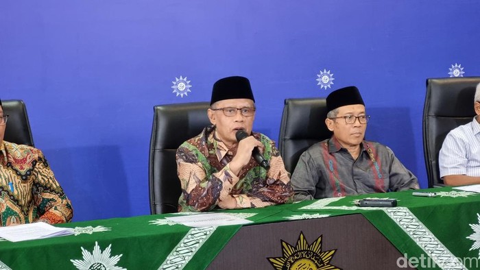 Ketum PP Muhammadiyah Haedar Nashir menyampaikan hasil hisab 2024, Sabtu (20/1/2024).