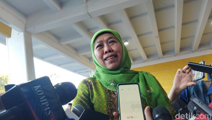 Khofifah Indar Parawansa.