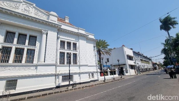 kota lama surabaya