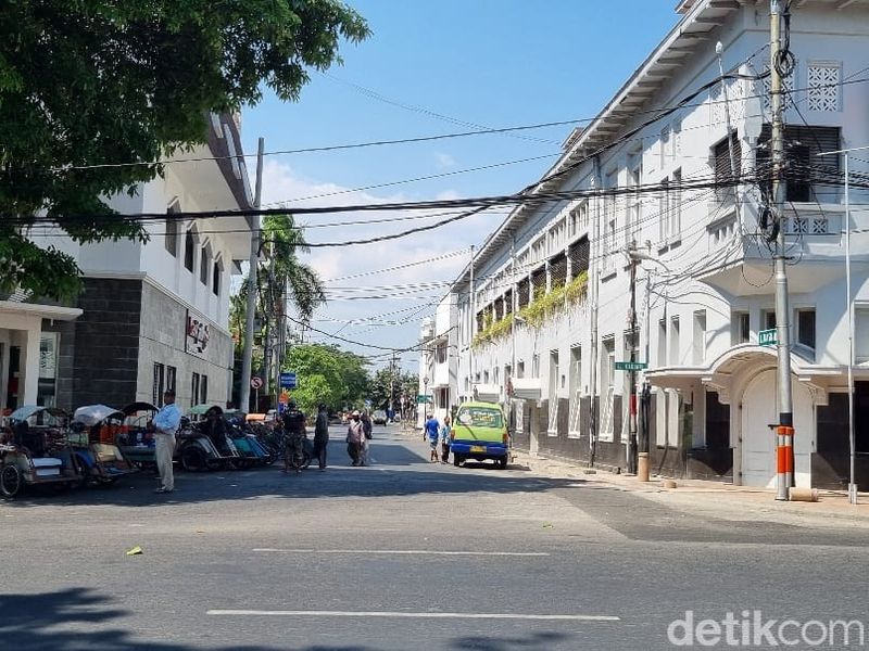 kota lama surabaya