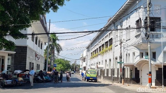 kota lama surabaya
