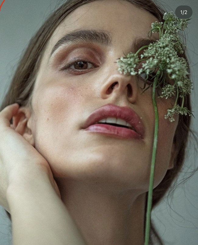 Lux Pascal juga seorang model. Inilah penampilannya saat menjadi model dan berpose fierce. Foto: Dok. Instagram