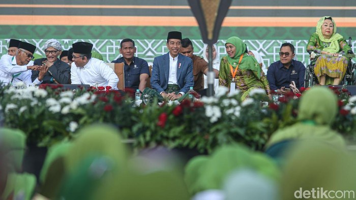 Muslimat Nahdlatul Ulama (NU) menggelar harlah ke-78 di Stadion Utama Gelora Bung Karno, Senayan, Jakarta, Sabtu (20/1/2024). Presiden Joko Widodo (Jokowi) hadir disambut oleh Ketua Umum Pimpinan Pusat (PP) Muslimat NU Khofifah Indar Parawansa.