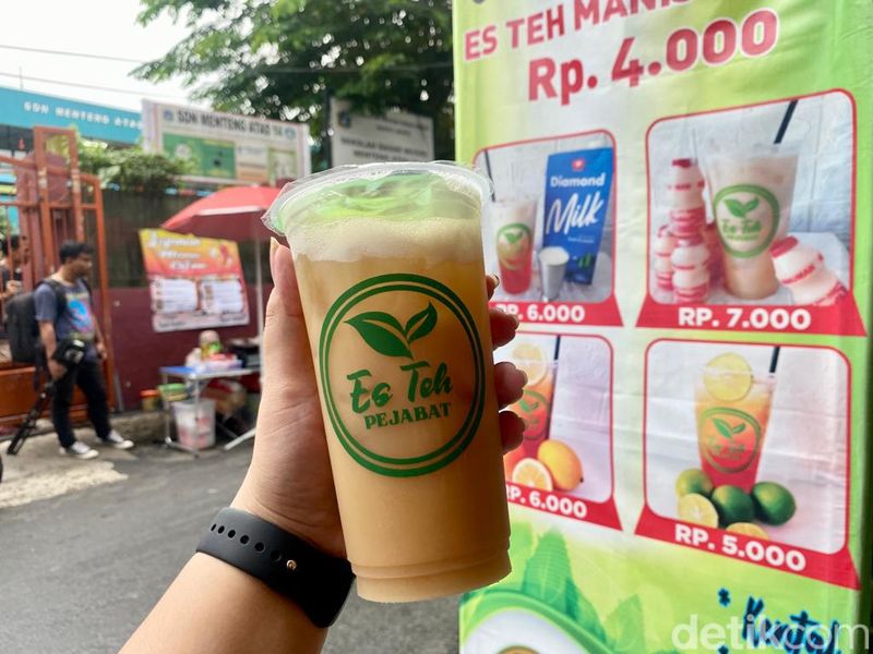Murah Meriah! Modal Rp 10  Ribu Sudah Bisa Jajan Enak di Manggarai