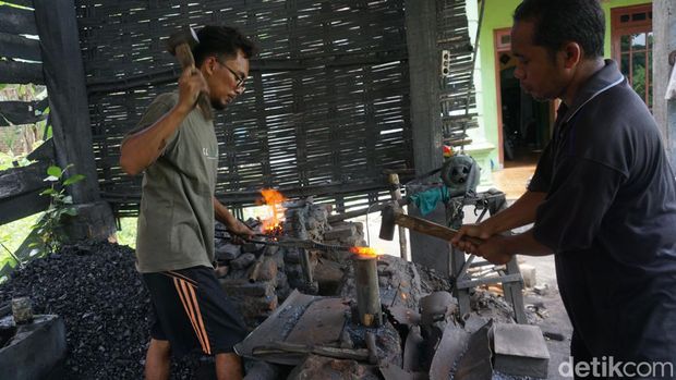 Pande Besi Legendaris di Jombang