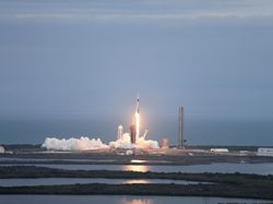 Peluncuran Roket SpaceX yang Bawa Astronaut Pertama Turki ke Luar Angkasa