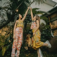 Diketahui pemotretan tersebut dibantu oleh fotografer ‘thephotoworks’. Sementara untuk pakaiannya Widi memercayakan ‘wajuattire’. Foto: Instagram/@widimulia