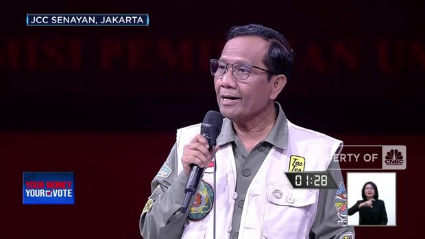 Akhiri Debat Cawapres, Mahfud Nyanyi Lagu Ebiet G.Ade