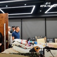 Ketika sampai Anang dan Ashanty juga langsung memuji rumah baru Atta dan Aurel tersebut. “Kak rumahnya enak banget,” ucap Ashanty.  Foto: YouTube/AH