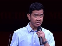 Saat Gibran Tak Jelaskan Istilah Greenflation ke Mahfud: Beliau Kan Profesor