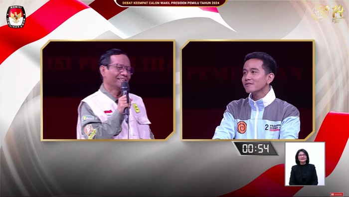 Cawapres nomor urut 3, Mahfud Md, menilai jawaban dari cawapres nomor urut 2, Gibran Rakabuming Raka, soal greenflation tidak karuan. (YouTube KPU RI)