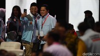 KPU telah menunjuk 11 pakar untuk menjadi panelis dan menyiapkan pertanyaan pada debat keempat ini. Tema debat tersebut mulai dari lingkungan hidup, energi hingga pangan.