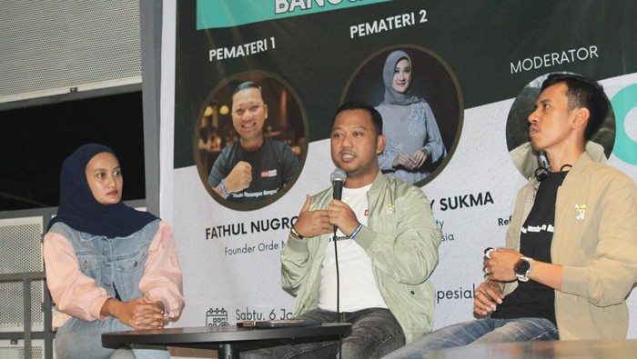 Founder Gerakan Orde Muda, Fathul Nugroho (tengah).