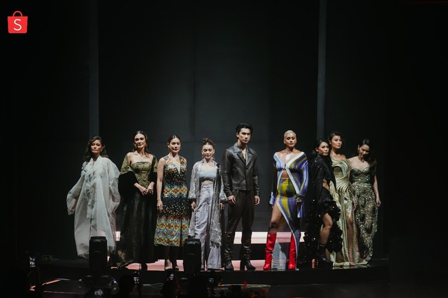 Penyanyi yang kini berdomisili di Prancis itu juga menjadi salah satu muse HEB, bersama beberapa pesohor lain seperti Luna Maya, Titi Rajo dan Maxime Bouttier. Foto: Dok. Shopee Indonesia