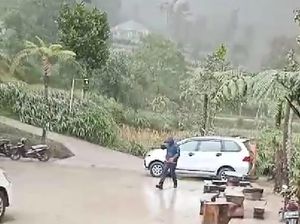 Gunung Merapi Erupsi Lagi, Boyolali hingga Klaten Diguyur Hujan Abu