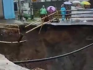 Jembatan Buha di Manado Amblas gegara Longsor, Lalu Lintas Dialihkan