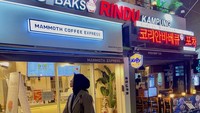 Megawati sendiri kerap membagikan momennya selama di Korea. Salah satunya ngopi di cantik di kafe-kafe estetik. Foto: Instagram @megawatihangestrip