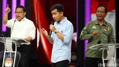 Momen Cawapres Sampaikan Visi Misi di Debat Ke-4