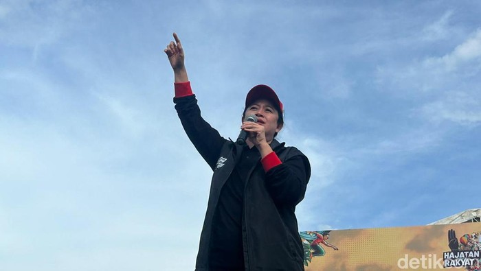 Puan Maharani saat kampanye akbar Ganjar di Sidoarjo, Jawa Timur.