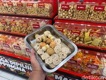 Gerai Seblak Prasmanan Ini Tawarkan Racikan Bumbu ala Seblak Rafael