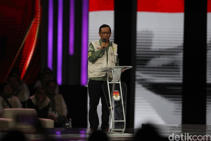 Debat keempat Pilpres 2024 selesai digelar. Sebelum ditutup ketiga cawapres menyampaikan pesan penutup.