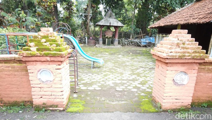 Situs Petilasan Pangeran Pasarean