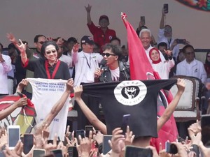Kampanye Ganjar, Slank Ajak Megawati Nyanyi dan Joget Jangan Ingkari Janji
