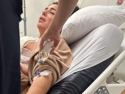 Wanita Ini Sekarat Setelah Implan Payudara, Area Dadanya Mati Rasa