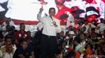 Anies Bakar Semangat Pendukung Saat Kampanye Akbar di Bogor