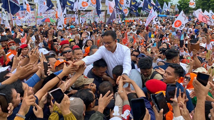 Anies Baswedan saat kampanye di Cikarang (Tina/detikcom)