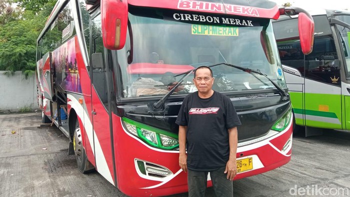 Asep Mulyadi, sopir bus Bhinneka
