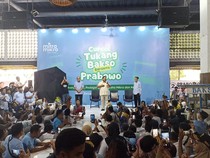 Momen Prabowo Temui Tukang Bakso hingga Joget Bareng di Bekasi