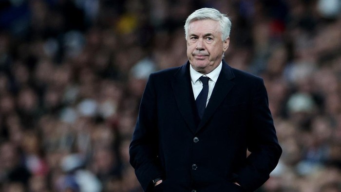 Soccer Football - LaLiga - Real Madrid v Almeria - Santiago Bernabeu, Madrid, Spain - January 21, 2024 Real Madrid coach Carlo Ancelotti reacts REUTERS/Isabel Infantes