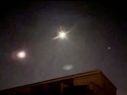 Detik-detik Meteor Lintasi Langit Berlin