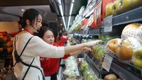 Melalui program AIA Vitality, AIA menggandeng Ranch Market dan Farmers Market menghadirkan tantangan seru dan edukasi kepada peserta lewat berbelanja menghabiskan voucher senilai Rp1.000.000 dalam waktu 5 menit untuk membeli makanan sehat. Peserta juga harus menemukan barang tersembunyi.