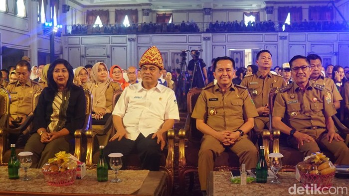 Event #DemiIndonesia Cerdas Memilih di Palembang, Senin (22/1/2024) dibuka oleh Menkominfo, Pj Gubernur Sumsel, Pj Wali Kota Palembang, dan dipandu Pimred detik.com Alfito Deanova Ginting.