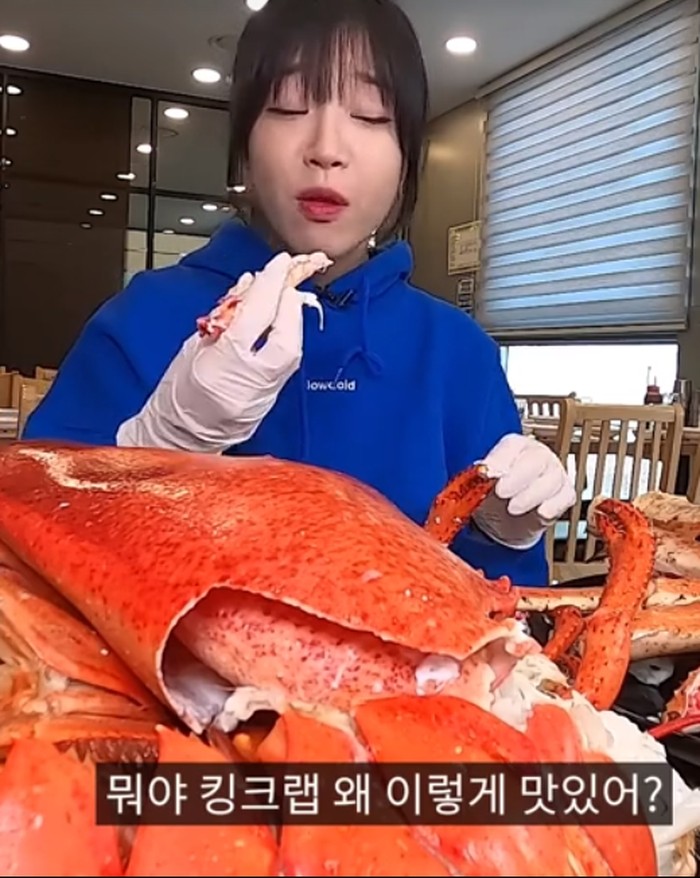 Food Vlogger makan puluhan kilogram Daebak! YouTuber Ini Tetap Langsing Meski Mukbang Puluhan Kg Makanan