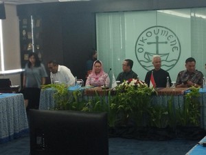 Ganjar di PGI: Gus Dur Bilang Mahfud Seperti Peluru, Nembak Ke Mana-mana