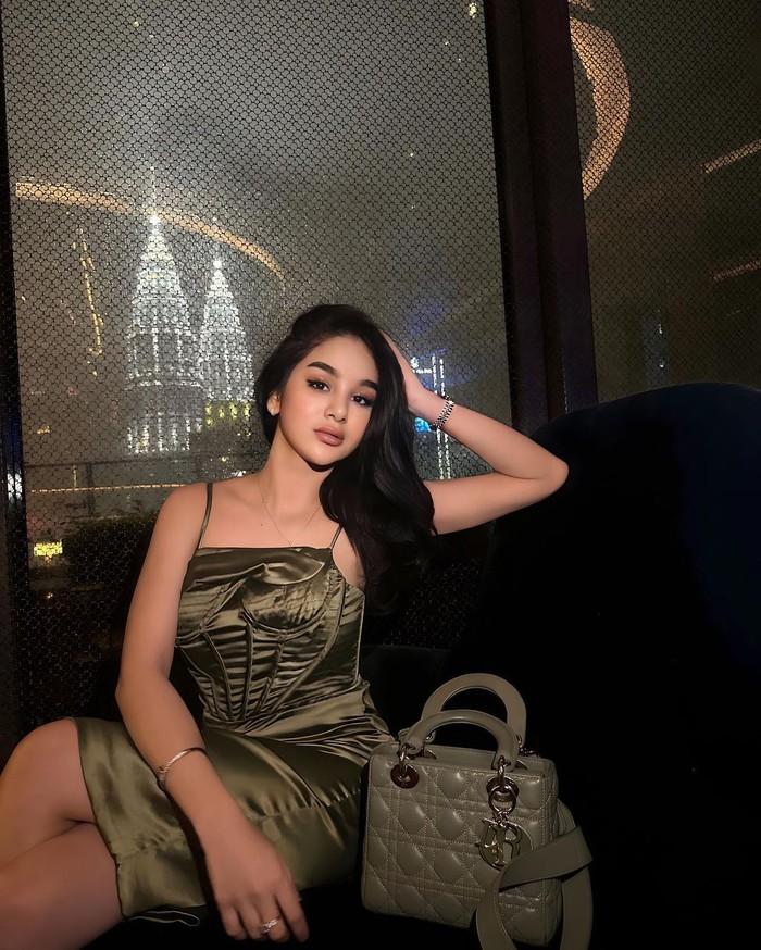 hana hanifah
