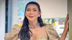 8 Foto Wanita 69 Tahun yang Pecahkan Rekor, Siap Bersaing Jadi Miss Universe