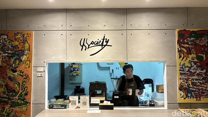 Kafe Superlative Gallery di Legian, Bali