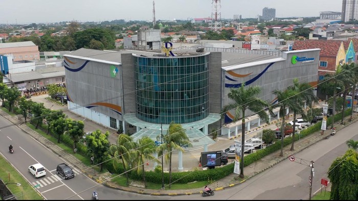 Rumah Sakit Harapan Keluarga member of Radjak Group mengenalkan Pain Management Center guna memberikan pelayanan terbaiknya di gangguan otot, sendi dan tulang.