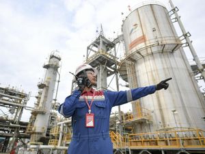 Prabowo Lanjutkan Program Gas Murah buat 7 Industri, Segini Harganya